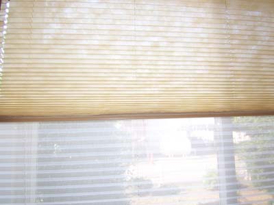 プリーツスクリーン